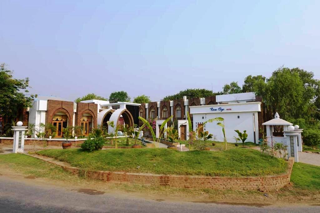 Raza Gyo Hotel Bagan Buitenkant foto