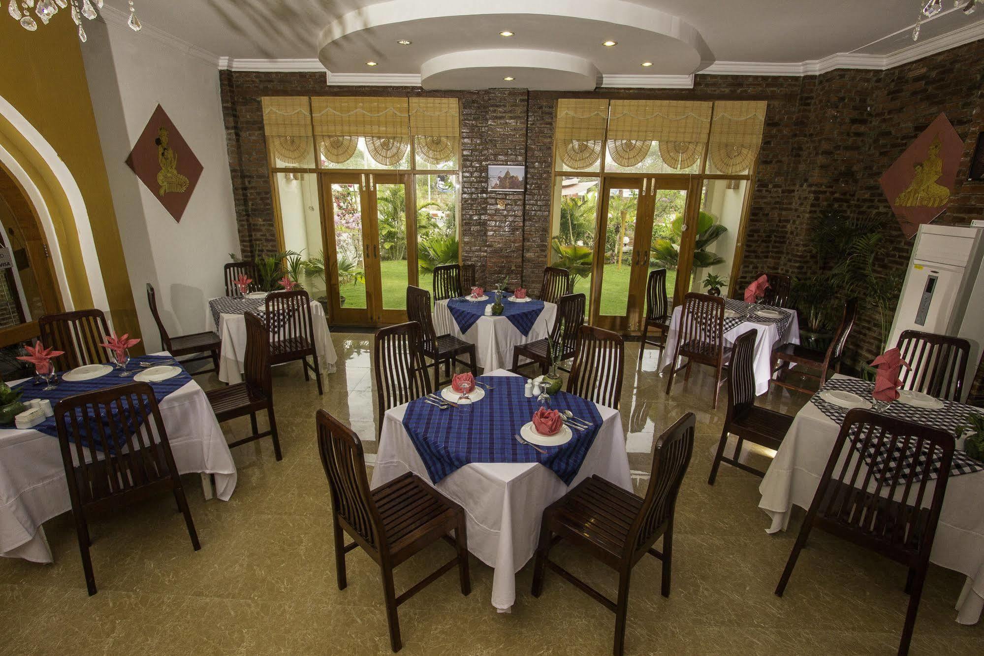 Raza Gyo Hotel Bagan Buitenkant foto