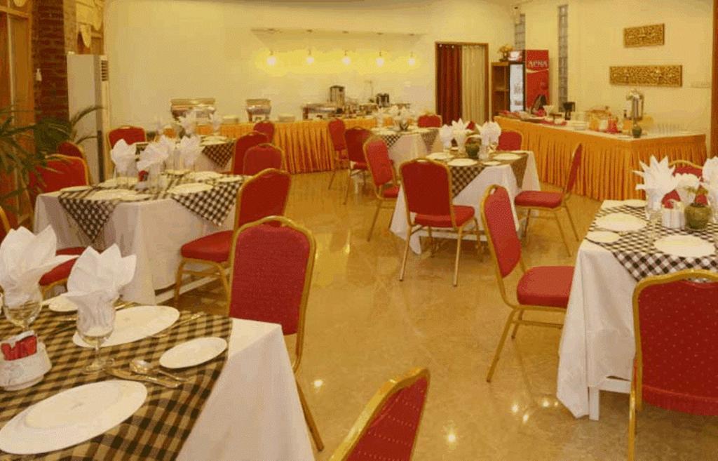 Raza Gyo Hotel Bagan Buitenkant foto