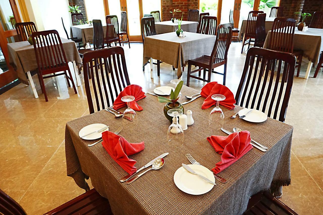 Raza Gyo Hotel Bagan Buitenkant foto