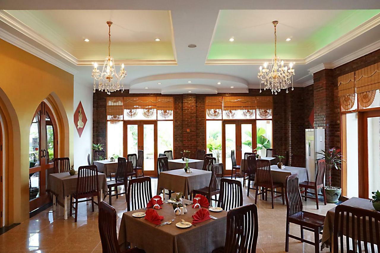 Raza Gyo Hotel Bagan Buitenkant foto